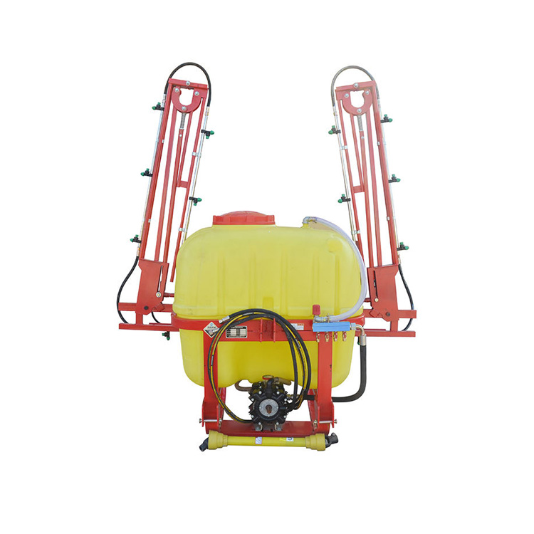 Пољопривредна прскалица монтирана на трактор